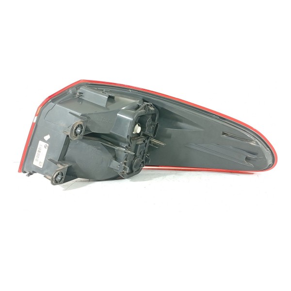 Lanterna Bmw X4 Esquerda 2015/2018 7331279 Esquerdo/motorista Vermelho