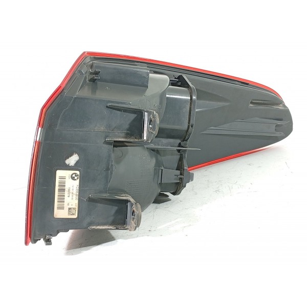 Lanterna Bmw X4 Esquerda 2015/2018 7331279 Esquerdo/motorista Vermelho