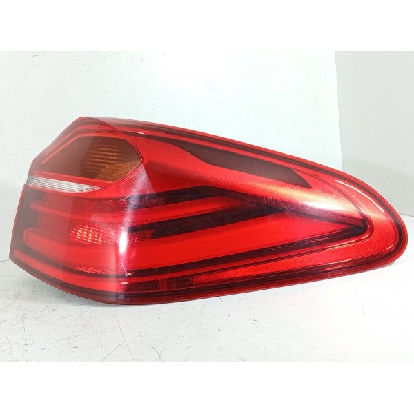 Lanterna Bmw X4 Direita 2015/2018 7331280 Direito/passageiro Vermelho