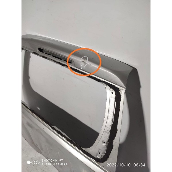 Tampa Traseira Suzuki Grand Vitara 2014 Detalhe Cinza