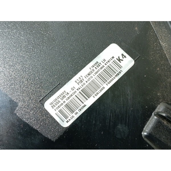 Lanterna Nissan Kicks Esquerda 2017/2024 265555r01a Esquerdo/motorista Vermelho