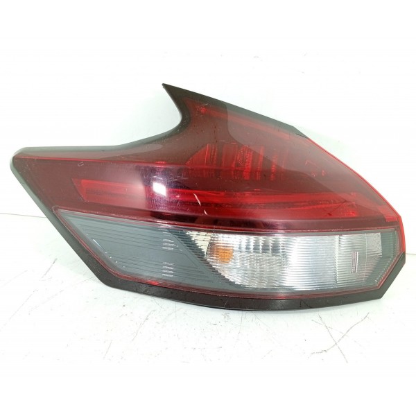 Lanterna Nissan Kicks Esquerda 2017/2024 265555r01a Esquerdo/motorista Vermelho