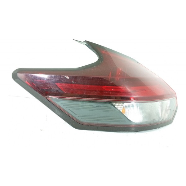 Lanterna Nissan Kicks Esquerda 2017/2024 265555r01a Esquerdo/motorista Vermelho