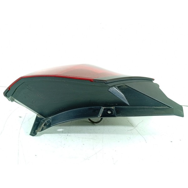 Lanterna Nissan Kicks Esquerda 2017/2024 265555r01a Esquerdo/motorista Vermelho