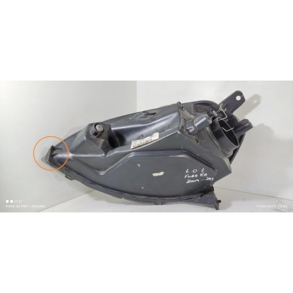 Farol Ford Ka Máscara Negra Direito 2012 Detalhe Direito/passageiro