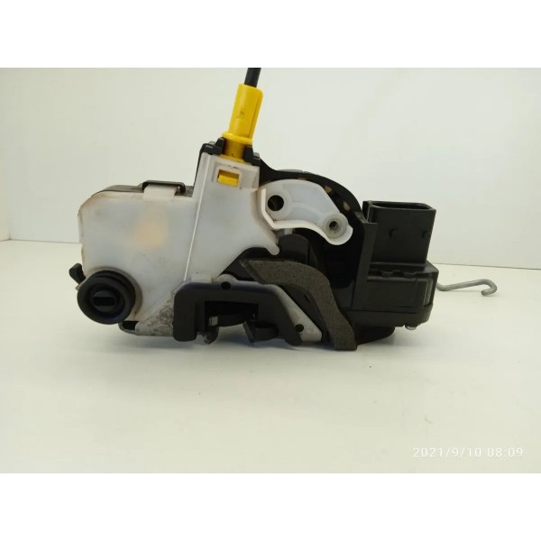 Fechadura Tracker Traseira Direita 2017 2018 2019