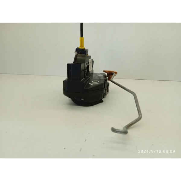 Fechadura Tracker Traseira Direita 2017 2018 2019