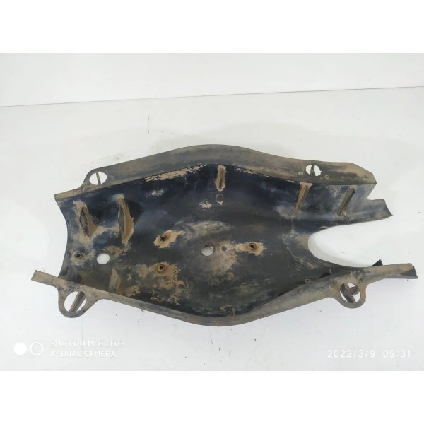 Capa Bandeja Mercedes C180 C200 Traseira Esq 2008/2014 Det