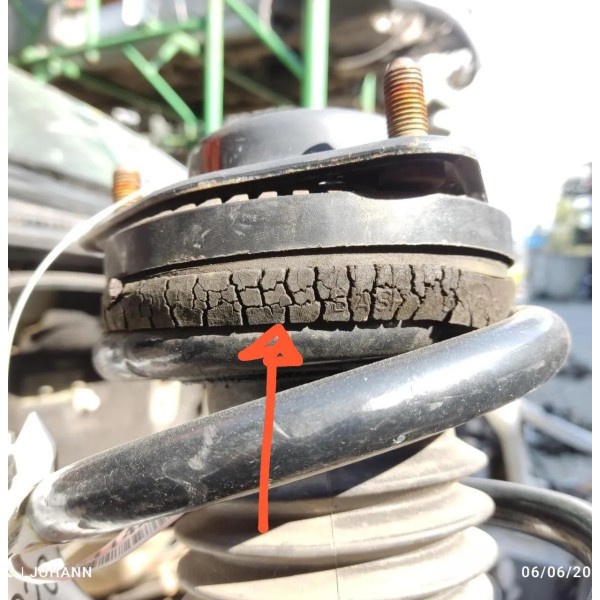 Amortecedor Mola Geely Gc2 Dianteira Esquerda 2015