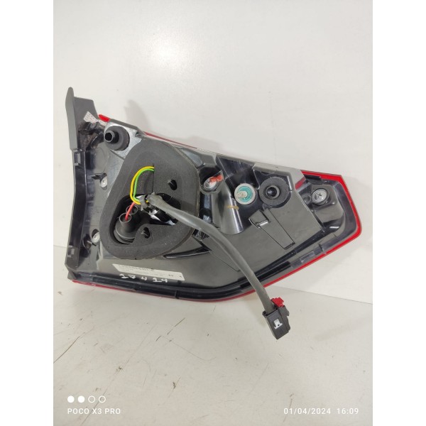 Lanterna Tampa Traseira Tracker Direita Led 2020/2023 Det