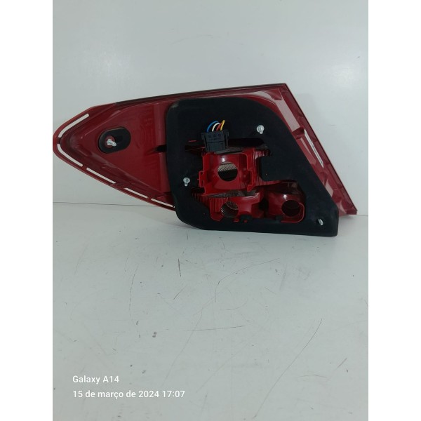 Lanterna Led Mercedes C180 C200 Direita 2012/2014 2048202764 Direito/passageiro Vermelho