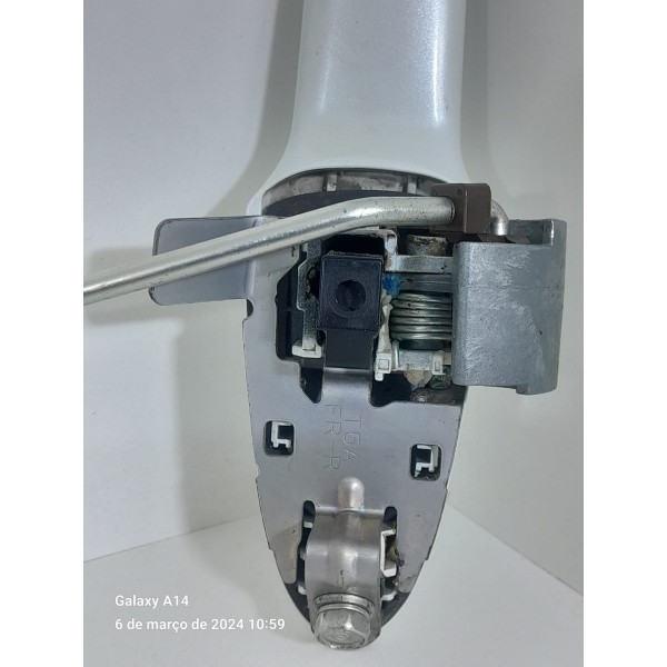 Macaneta Externa Honda Hrv Diantiera Direita 2015/2021 Branco Dianteira