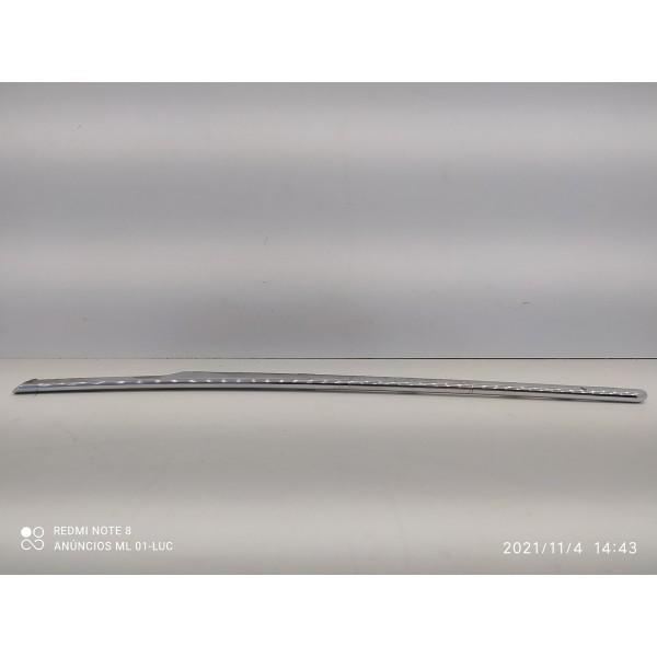 Friso Paralama Bmw 645ci Direito 2005 Série 6 Detalhe Prata