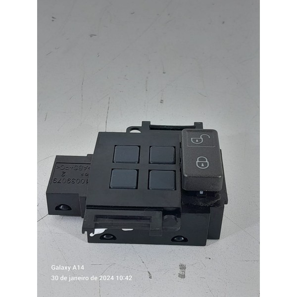 Botao Trava Discovery 4 Esquerdo 2011/2015 Ah2214017ba