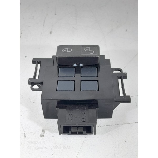 Botao Trava Discovery 4 Direito 2011/2015 Ah2214017aa