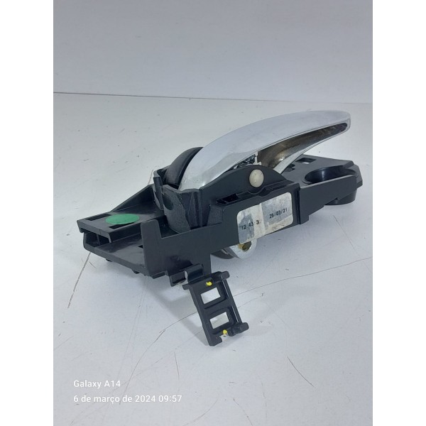 Macaneta Interna Porta Honda Hrv Dianteira Esq 2015/2021 Prateado Dianteira