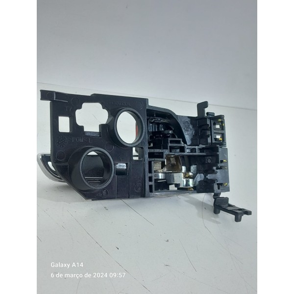 Macaneta Interna Porta Honda Hrv Dianteira Esq 2015/2021 Prateado Dianteira