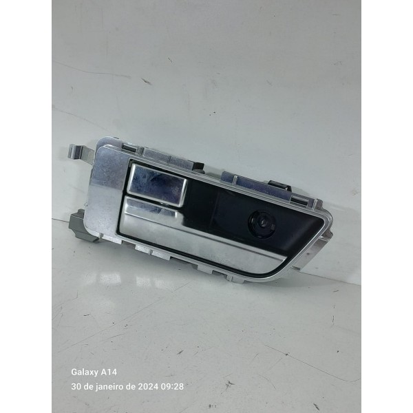 Macaneta Porta Discovery Traseira Esq 2010/2015 Ah2222601ac Prateado Traseira