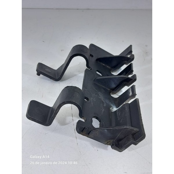 Guia Parachoque Discovery 4 Traseiro Esq 2010/2015 Dql000071