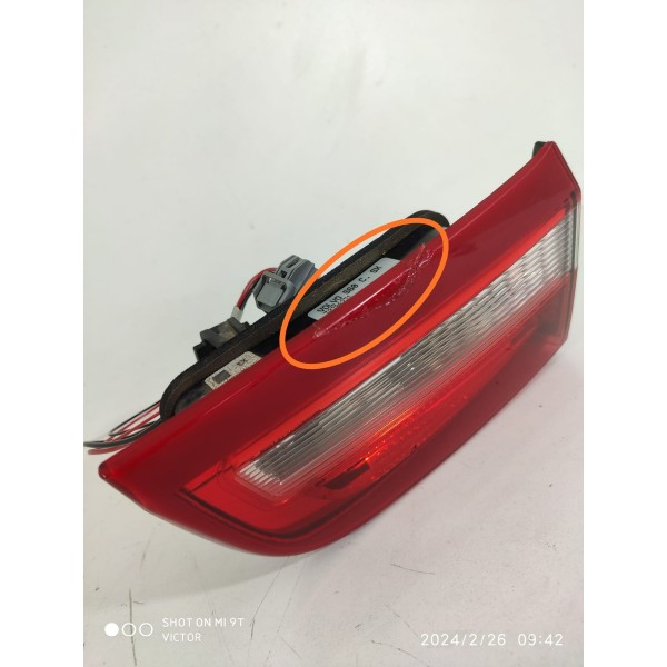 Lanterna Volvo S60 T5 Esquerda Tampa 2011/2018 Det 30796271 Esquerdo/motorista Vermelho