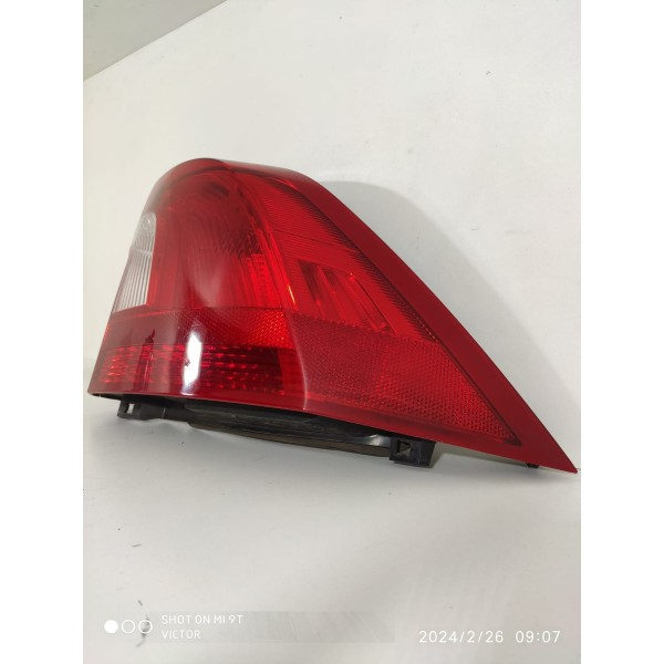 Lanterna Volvo S60 T5 Direita 2011/2018 Det 30796268 Direito/passageiro Vermelho