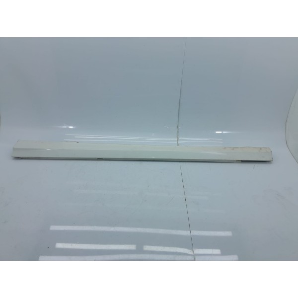 Spoiler Lateral Mercedes C180 C200 Esquerd 08/14 A2046900340 Branco