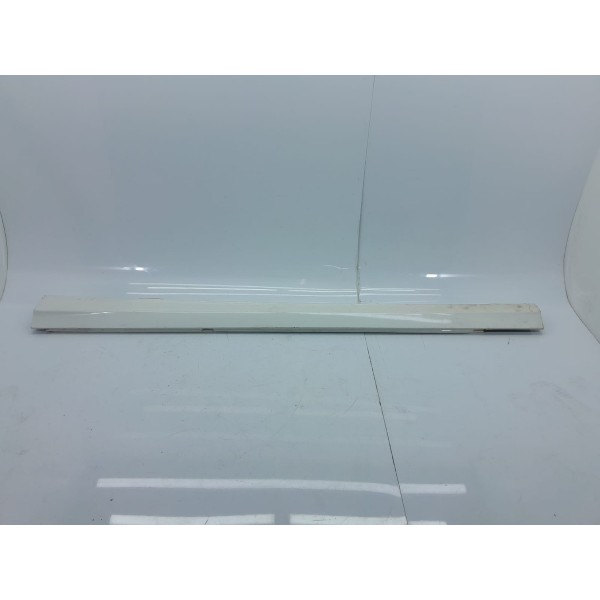Spoiler Lateral Mercedes C180 C200 Esquerd 08/14 A2046900340 Branco