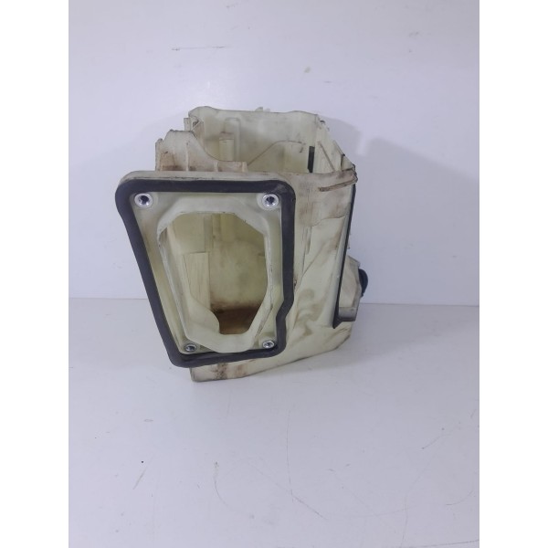 Suporte Caixa Fusiveis Mercedes C180 C200 08/13 A2045400024