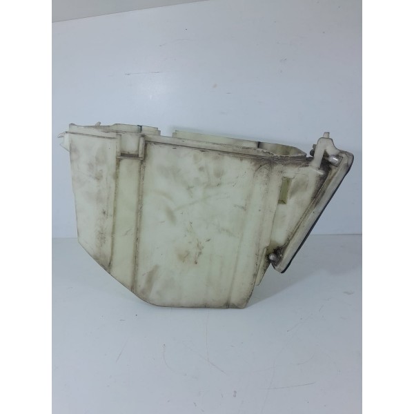 Suporte Caixa Fusiveis Mercedes C180 C200 08/13 A2045400024