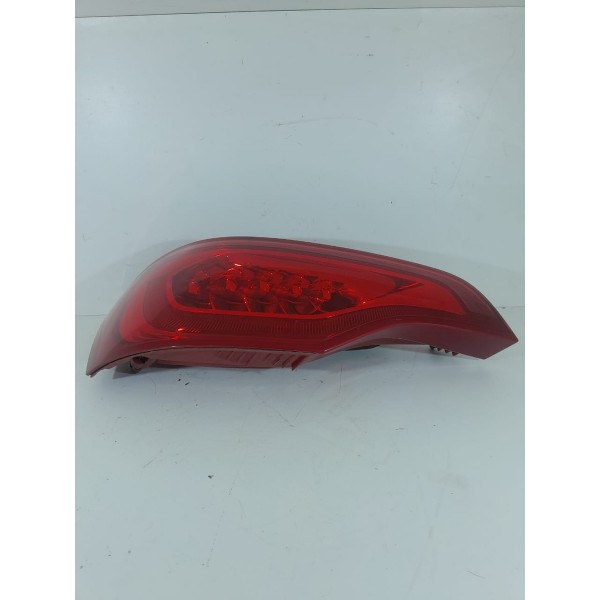 Lanterna Audi Q7 Esquerda 2010 2012 2013 2014 2015 4l0945093 Esquerdo/motorista Vermelho