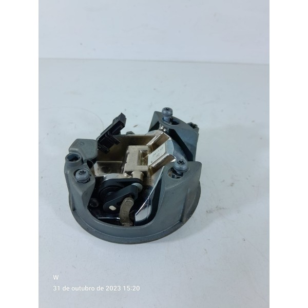 Macaneta Simbolo Bmw 118 120i 130 Tampa Traseira 2005/2010