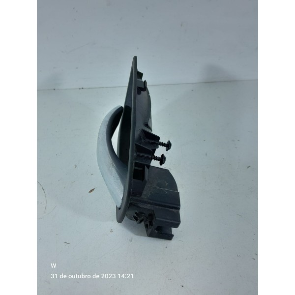 Macaneta Interna Bmw 118 120i 116 130 Traseira Dir 2004/2011 Prateado Traseira
