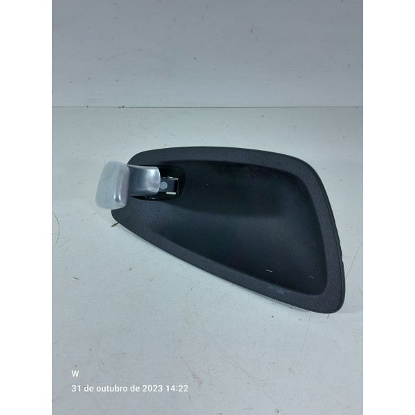 Macaneta Interna Bmw 118 120i 116 130 Traseira Dir 2004/2011 Prateado Traseira