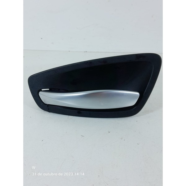 Macaneta Intern Bmw 118 120i 116 130 Dianteira Esq 2005/2011 Prateado Dianteira