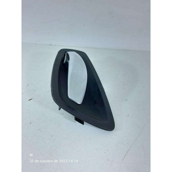 Macaneta Intern Bmw 118 120i 116 130 Dianteira Esq 2005/2011 Prateado Dianteira
