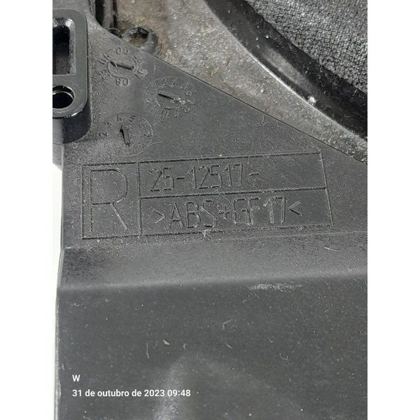 Subwoofer Bmw 118 120i 130 Dirreito 2005/2011 Original Preto