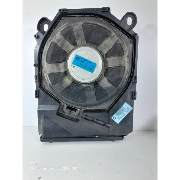 Subwoofer Bmw 118 120i 130 Dirreito 2005/2011 Original Preto