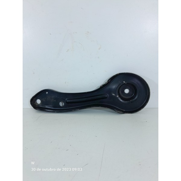 Suporte Braco Bmw 118 120 Traseira Esquerd 2005/2010 6766053