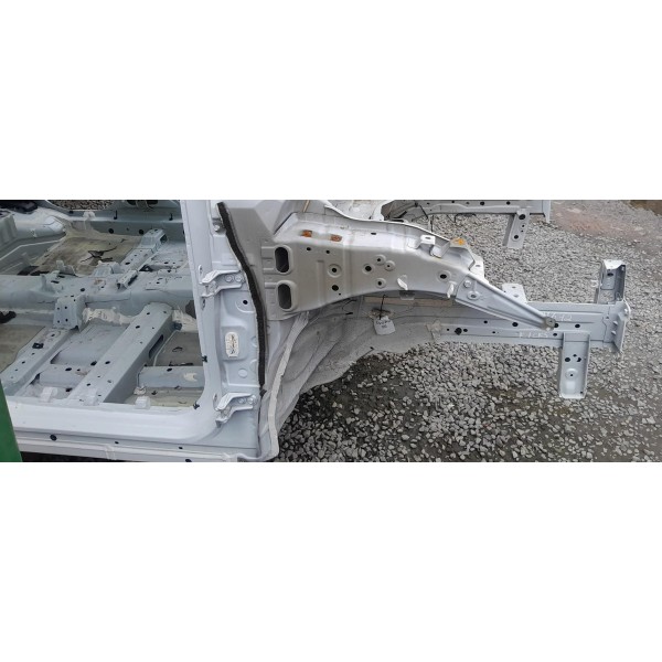 Longarina Caixa Roda Nissan Kicks Direita 2022 2023 Orig