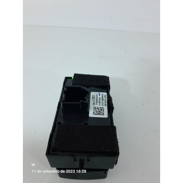 Botao Vidro Tracker Dianteiro Esq 2020 2021 2024 26211281