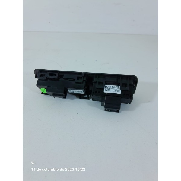 Botao Sos On Indicador Airbag Teto Tracker 2022 2023 /32126