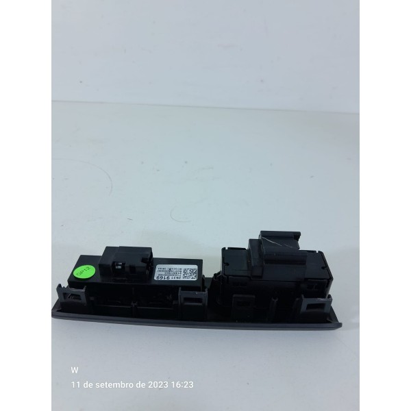 Botao Sos On Indicador Airbag Teto Tracker 2022 2023 /32126