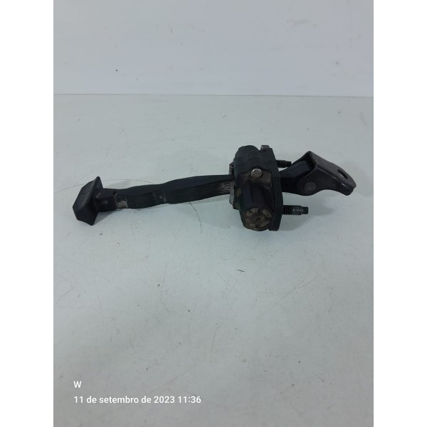 Limitador Porta Tracker 2021 A 2023 Traseira /32107