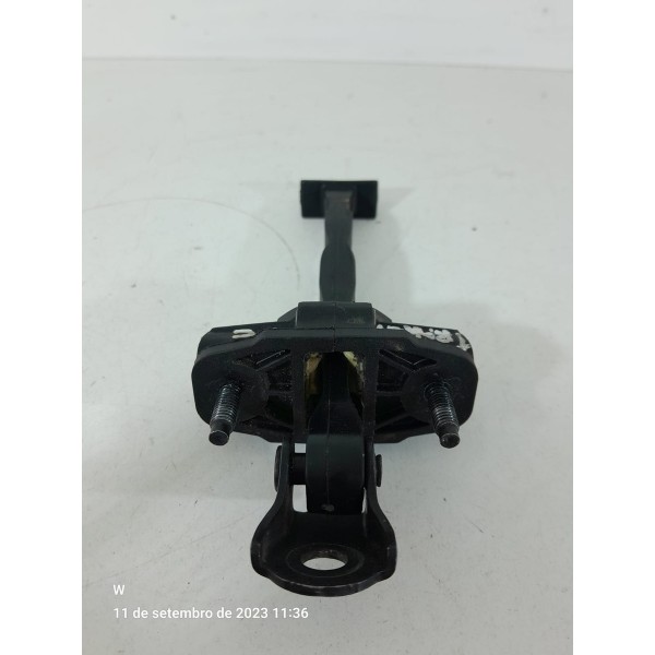 Limitador Porta Tracker 2021 A 2023 Traseira /32107