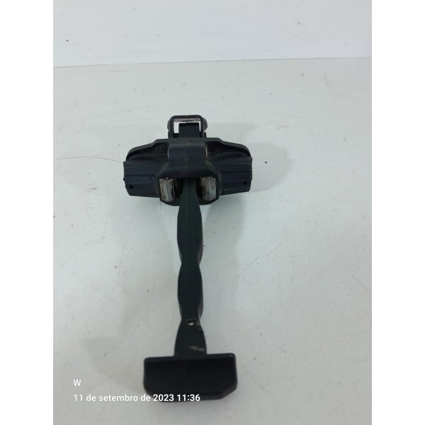 Limitador Porta Tracker 2021 A 2023 Traseira /32107