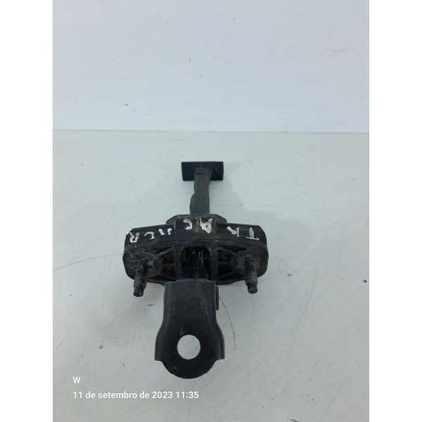 Limitador Porta Tracker Traseira 2020 2021 2022 2023 2024