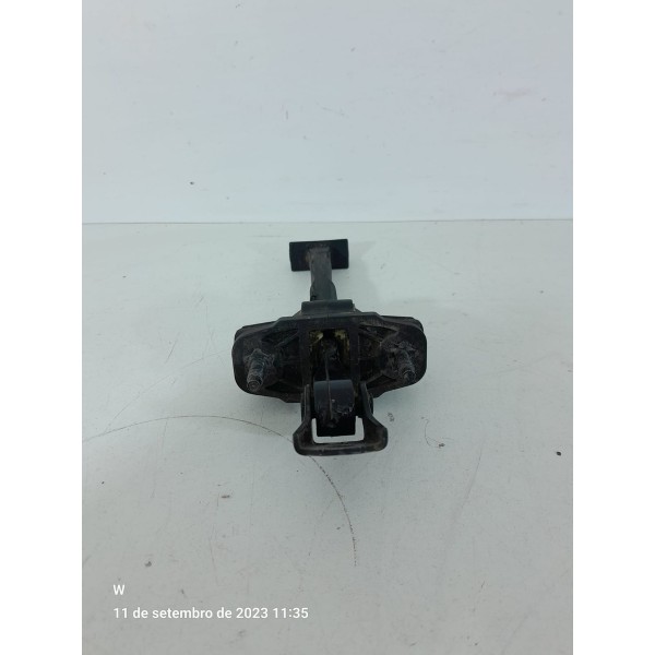 Limitador Porta Tracker Traseira 2020 2021 2022 2023 2024