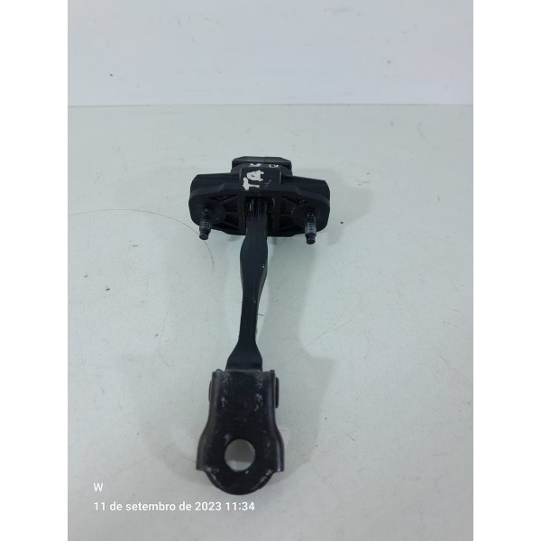 Limitador Porta Tracker Dianteira 2020 2021 2022 2023 2024