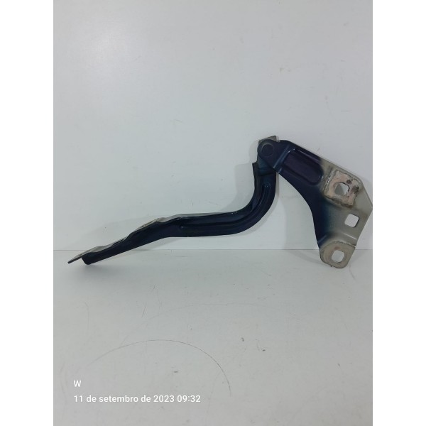 Dobradiça Braco Capo Tracker 2021 2022 2024 Dir Orig /32080