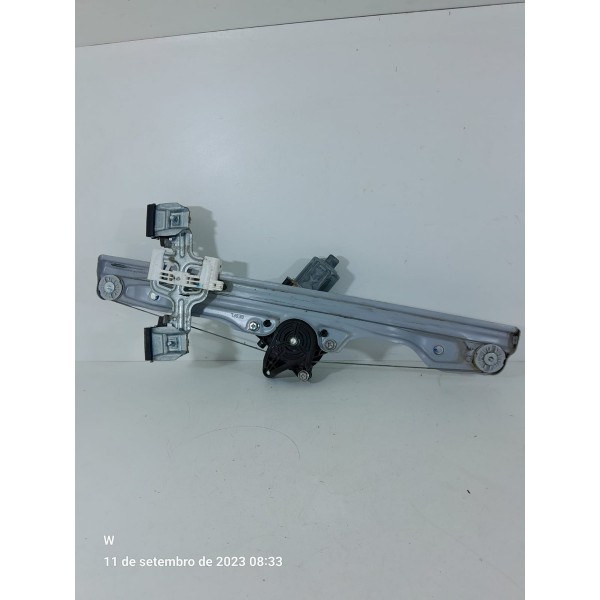 Maquina Vidro Tracker 2021 2022 2023 Diant Esquerda /31988